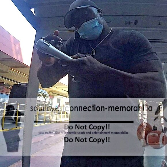 Bobby Lashley WWE Wrestling Signed Microphone Mic BAS Beckett Proof Autographed - Picture 2 of 10